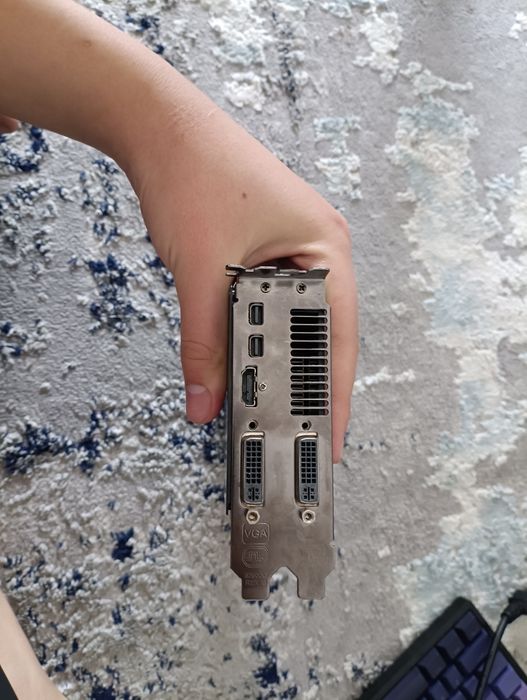 Видеокарта HD 6950