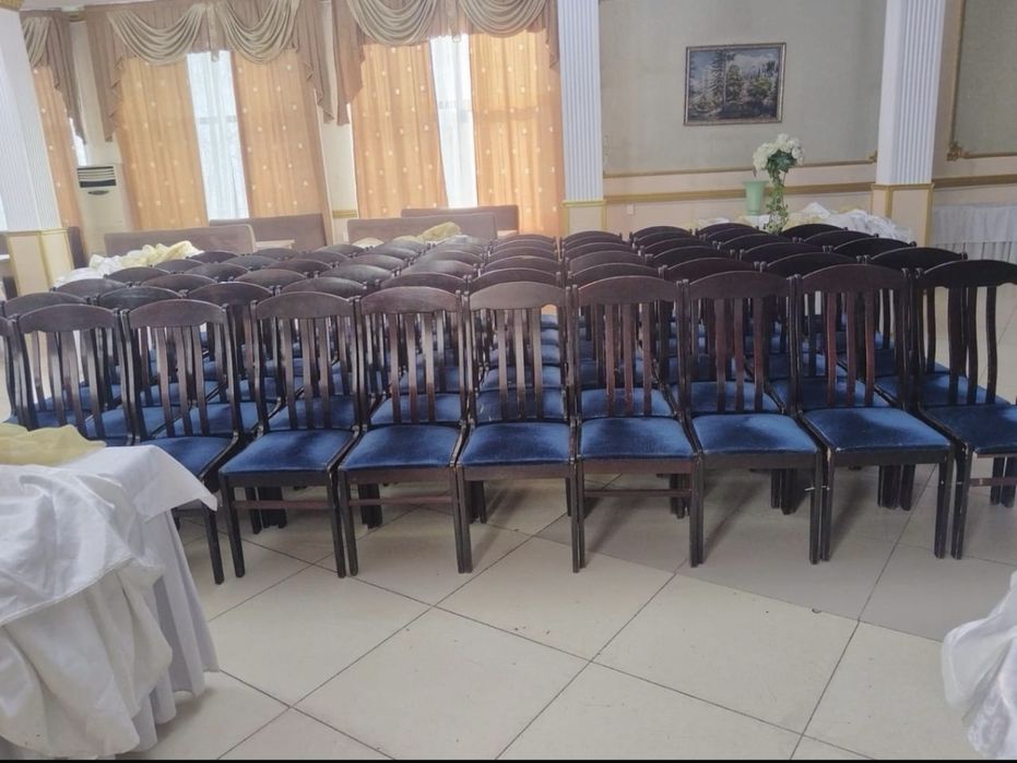 Продам деревяные стулья