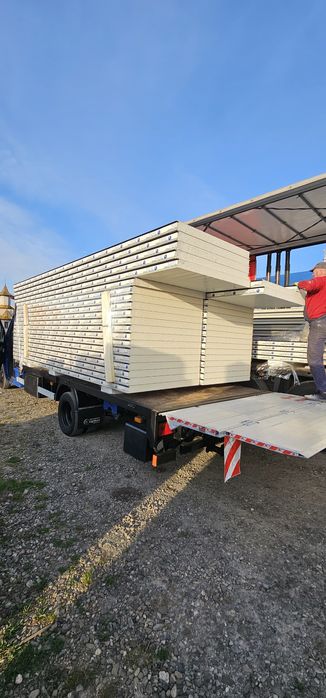 Panouri Sandwich ideale pentru construcții!