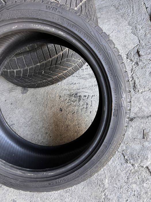 4 anvelope iarna 205/45/17 , nokian , 6 mm