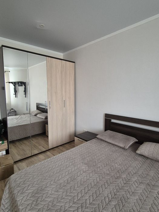 Продам спальный гарнитур