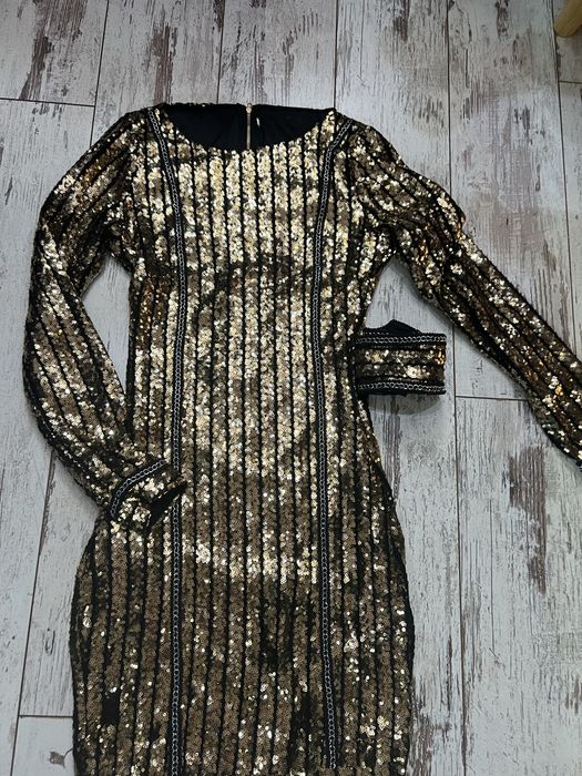 Рокля с пайети