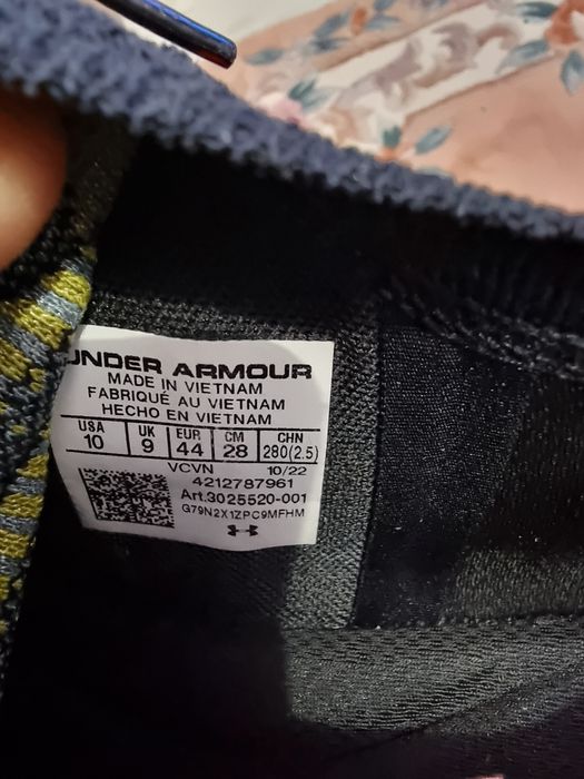 Adidași Under Armour, 44.