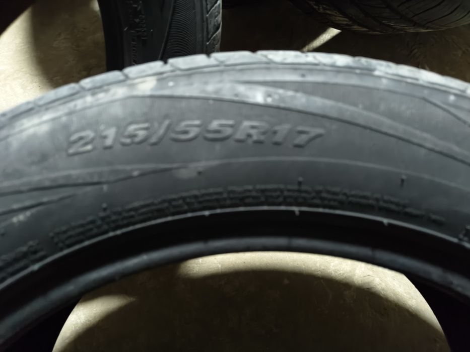 Продам Шины 215/55/17
