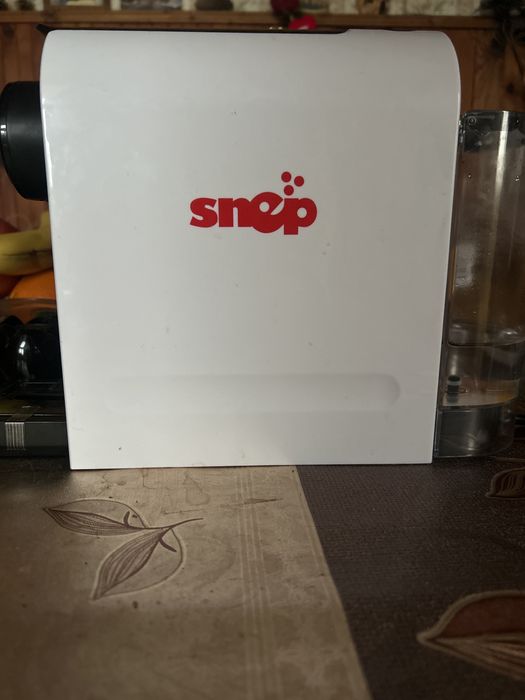 Espresso coffee machine / Кафе машина на snep ( става за неспресо)