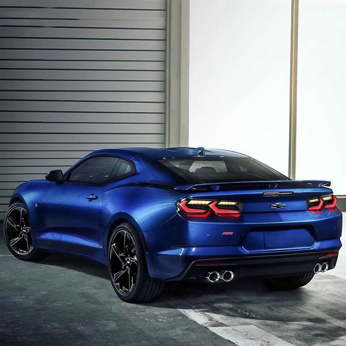 Стопове с динамични жълти мигачи за Chevrolet Camaro след 2019