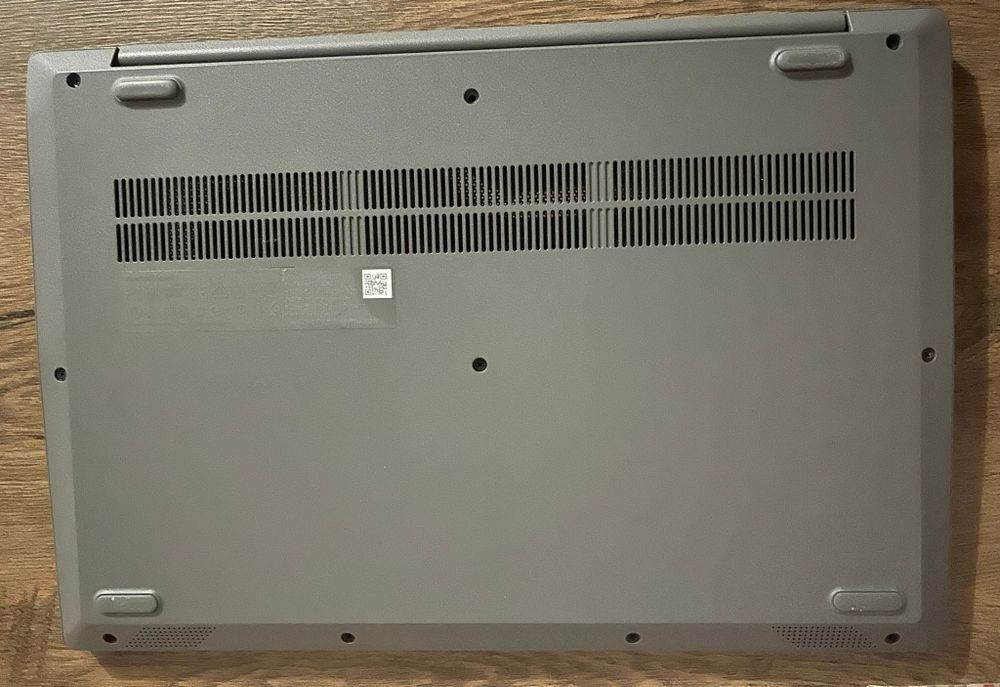 Laptop lenovo ideapad + încărcător original