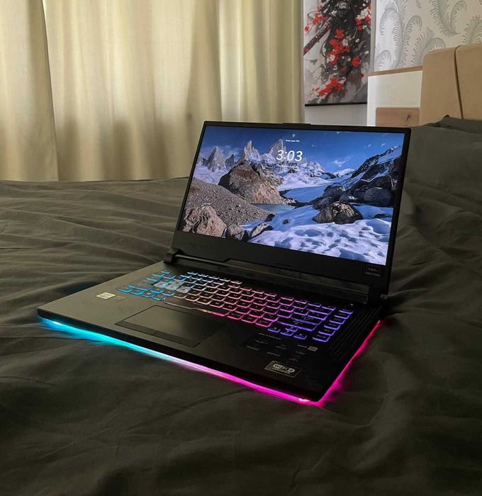 ASUS ROG Strix G15 G512LW | RTX 2070 8GB | i7 10875H 5.1 GHz | 16GB | 1TB | 144Hz | Cutie + Factură Altex Laptop Gaming