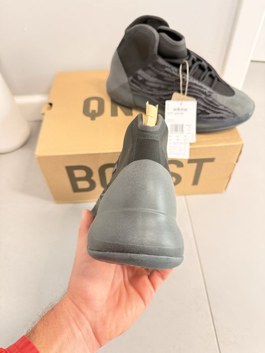 Adidas Yeezy Qntm Onyx