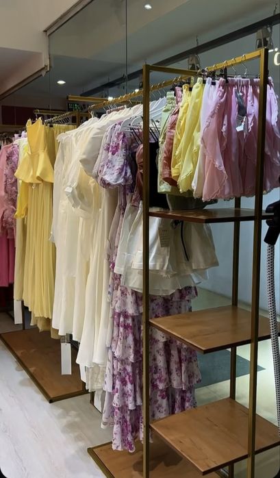 Рейл со стеллажом