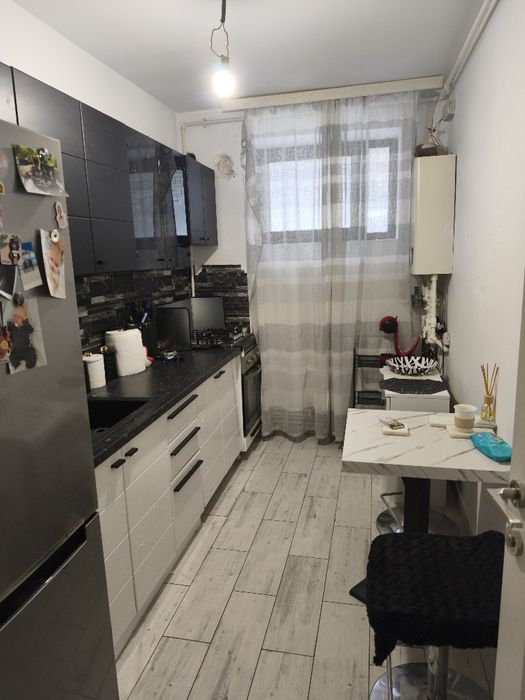 Vând apartament 2 camere DEMISOL