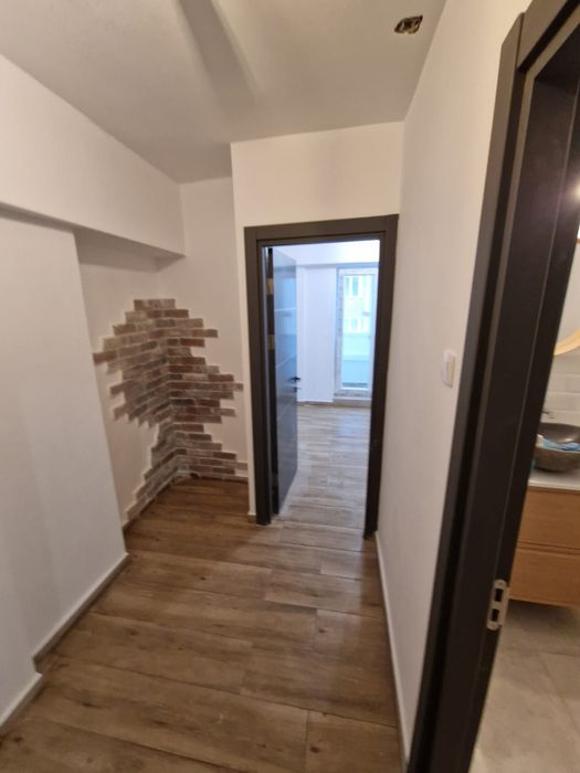 Gresie,faianță,zugrav, instalator,electrician!