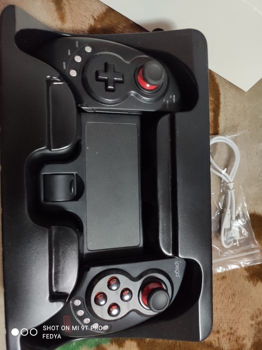 Ipega PC-9023S Telefon va Planshetlar uchun oʻyin justdiki