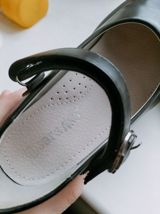 Продам обувь детская