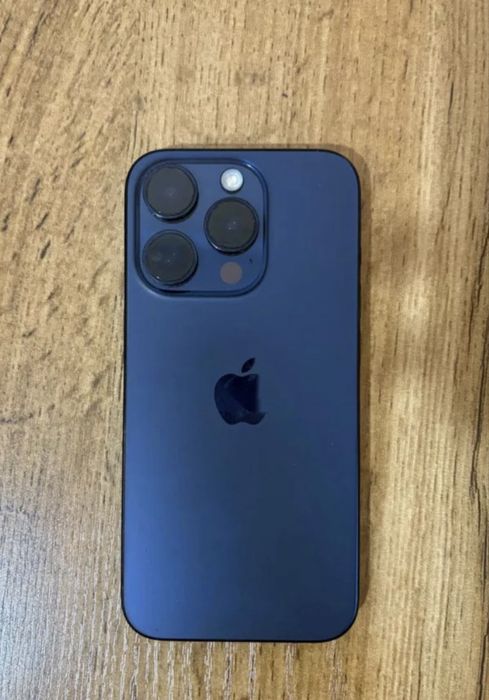 Продается Айфон 15 про