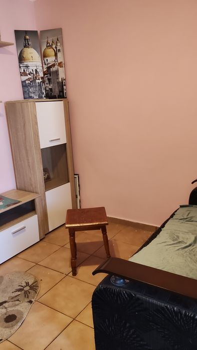 Garsonier de inchiriat,cf 3,capat Pantelimon,1100lei ,garantie 1300