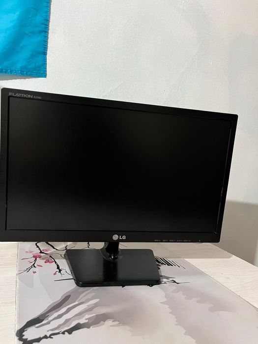 Монитор 60гц от LG