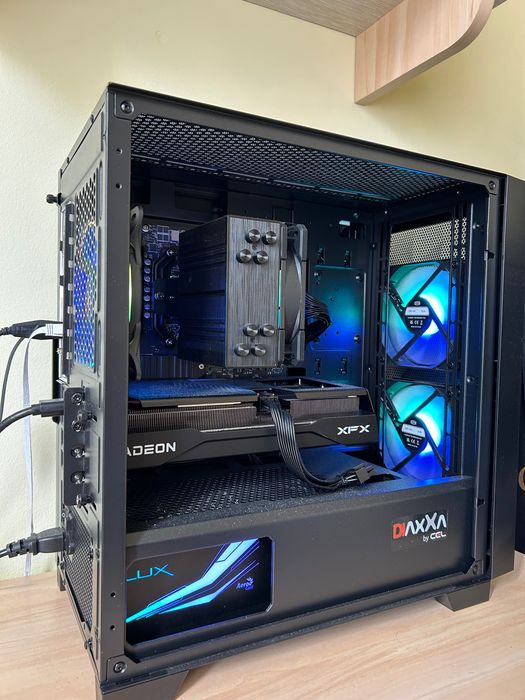 PC Gaming Ryzen 5 5600XT + Radeon RX 9060XT
