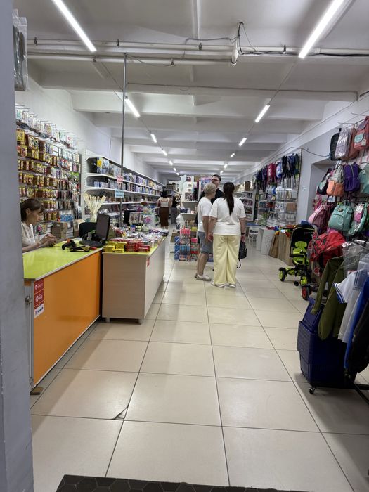 Детский магазин с помещением 1300 м²