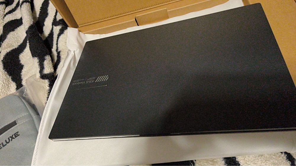 Продам ноутбук ASUS Vivobook