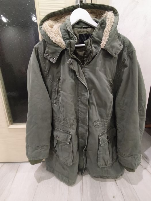 Дамско зимно яке.