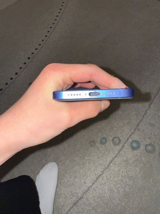 iphone 16 90 акб,коробка все есть
