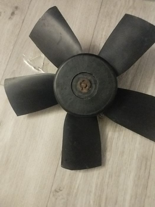 Продам вентелятор основной и ручки