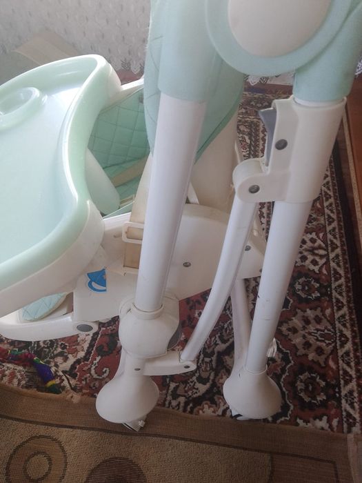 Продам стульчик детский