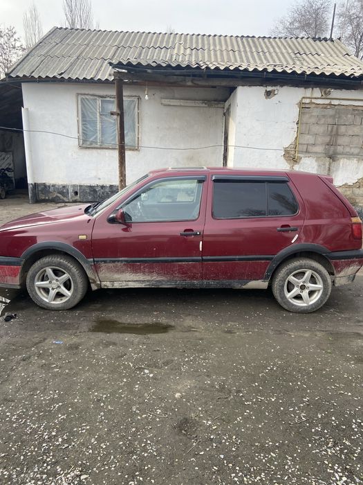 Продаю авто Volksvagen golf 3