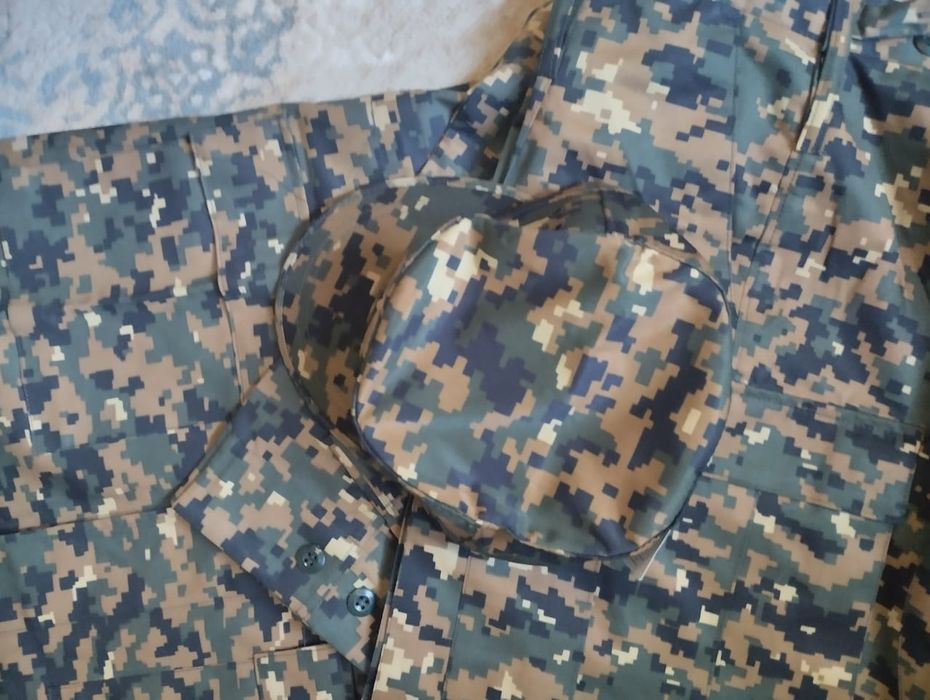 Продам срочно костьюм