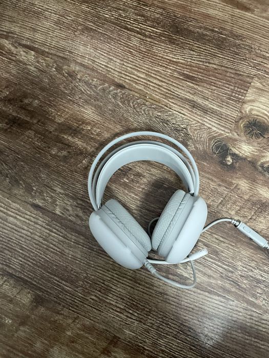 Vand casti white shark firefli gaming headset