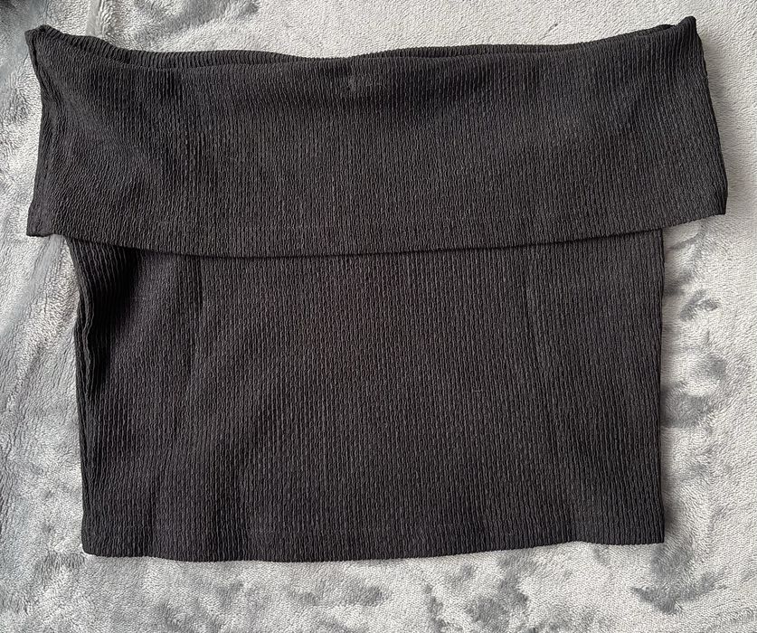 Блуза с паднали рамене и тениска