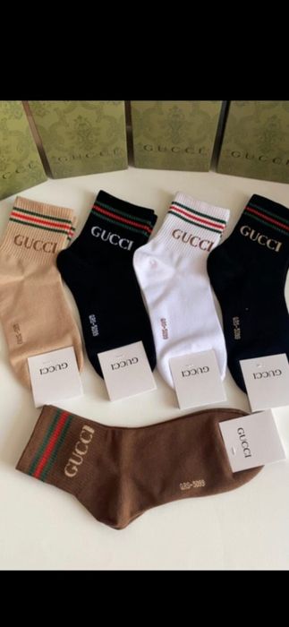 Șosete Gucci, Off White, Burberry, model 2026