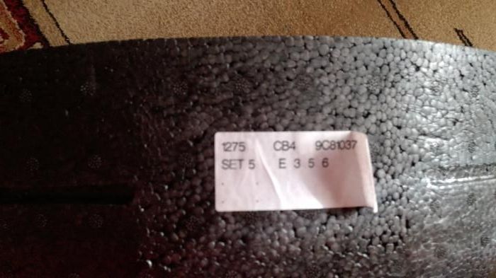 Organizator , compartimentare kit reparare roata derez. ford opel audi