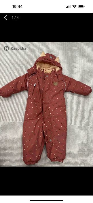 продам зимний комбинезон Crockid