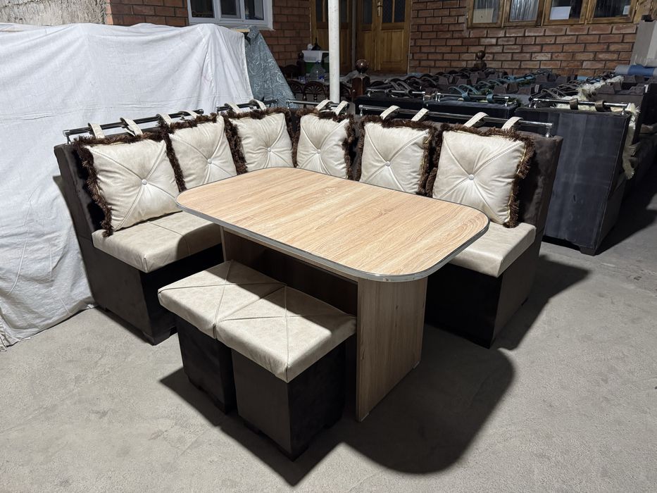 Продаётся кухоные уголки