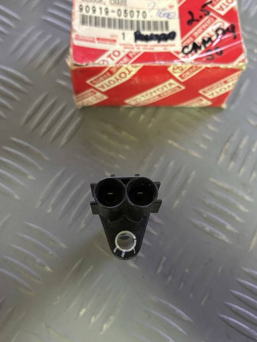 Датчик положения коленвала камри 50 2AR