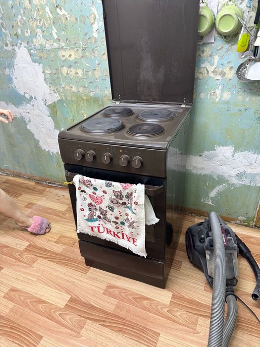 Электрическая плита