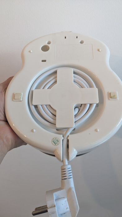 Стерилизатор  и биберони NUK