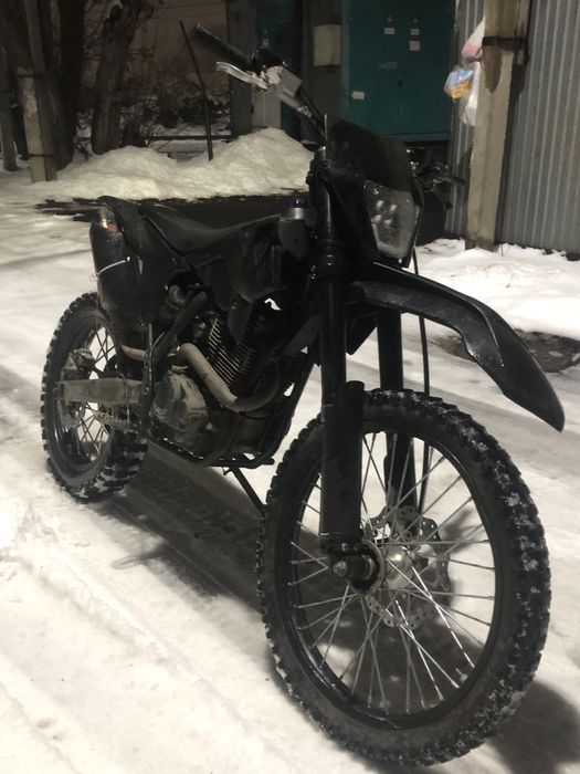 Продам  эндуро зумав