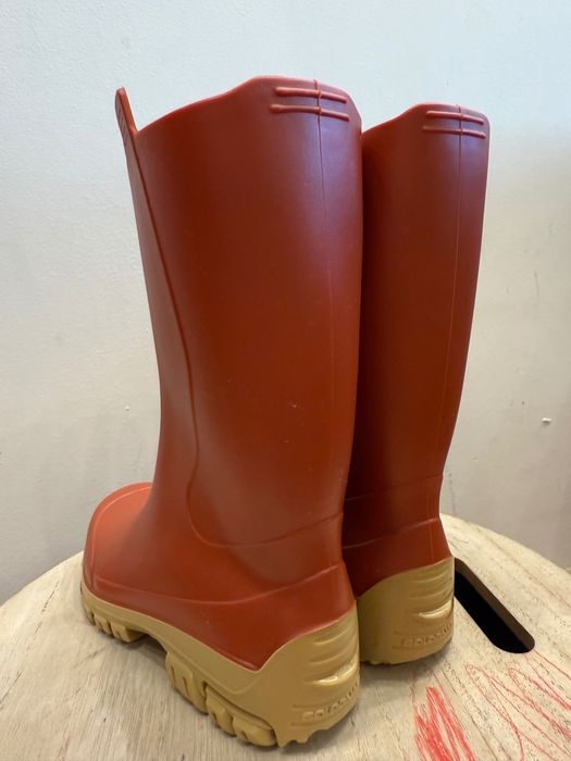 Ботуши за дъжд, момче, момиче