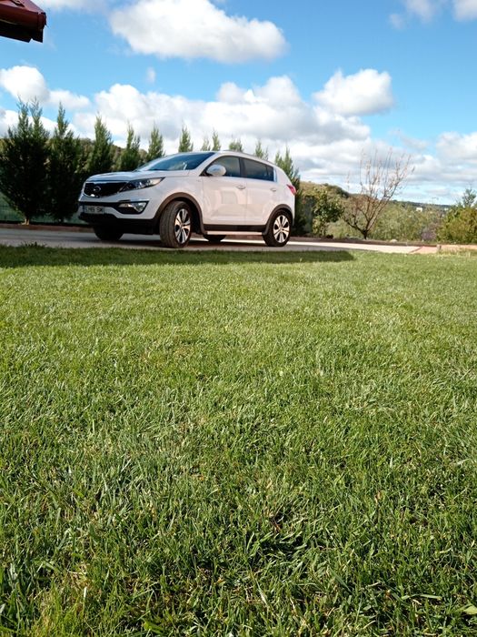 KIA Sportage 2012 — imagine 2