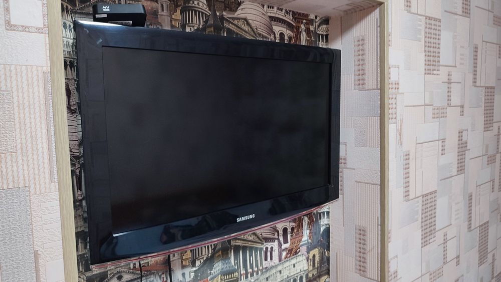 Продам телевизор