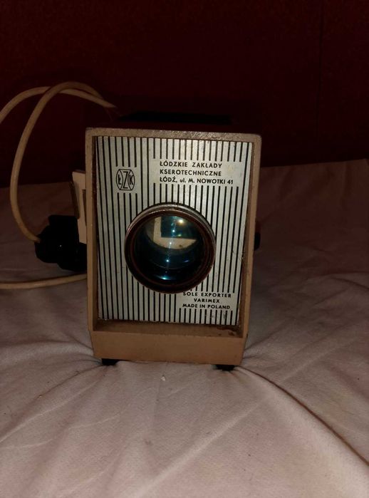 Апарат за диапозитиви, апарат за прожекция на ленти