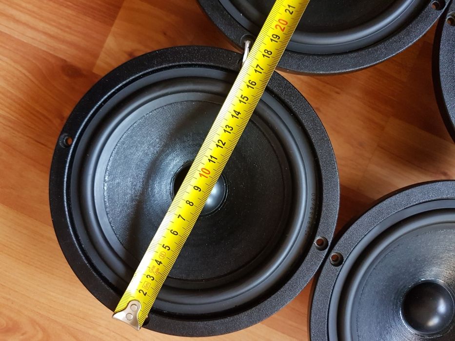 Hygh Quality Loudspeaker , 175 mm , 8 ohm