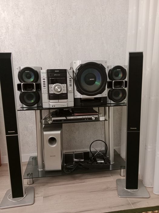 Продам домашний кинотеатр, музыкальный центр и приставку 3в1