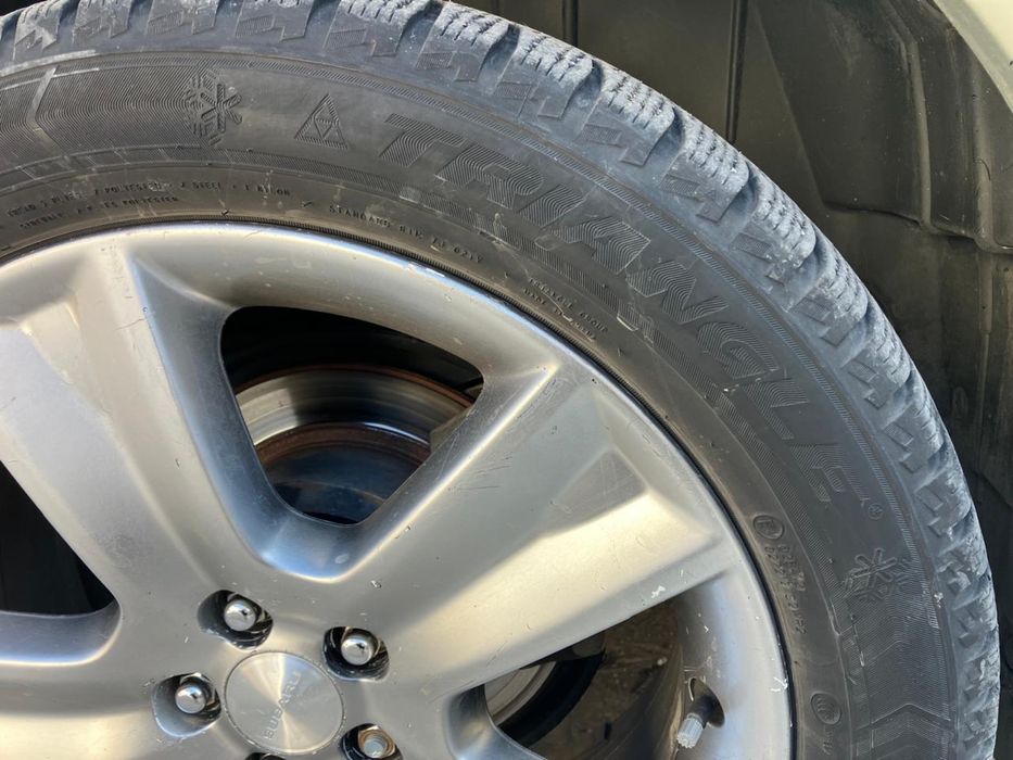 Автошины комплект зима и лето