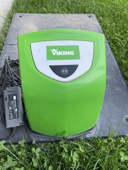 Vand robot tuns iarba profesional, Stihl Viking