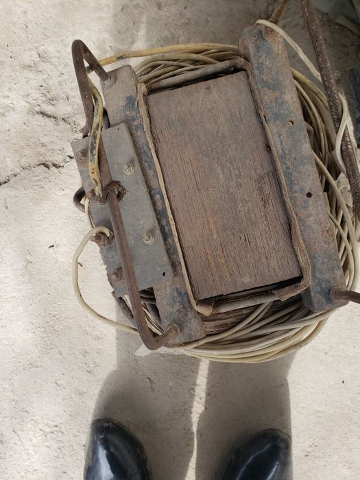 Свароный.аппарат.сотилади.