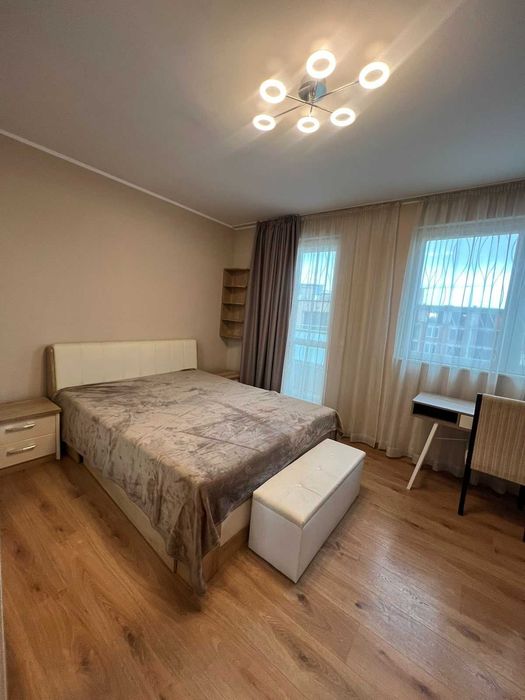 Дава се под наем Тристаен апартамент в София, Малинова долина - 130 кв.м за 950 € - Снимка #2